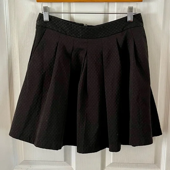 EUC Metaphor Elegant Black Pleated Mini Skater Skirt Pockets Lined Size 4 Small - Picture 2 of 15